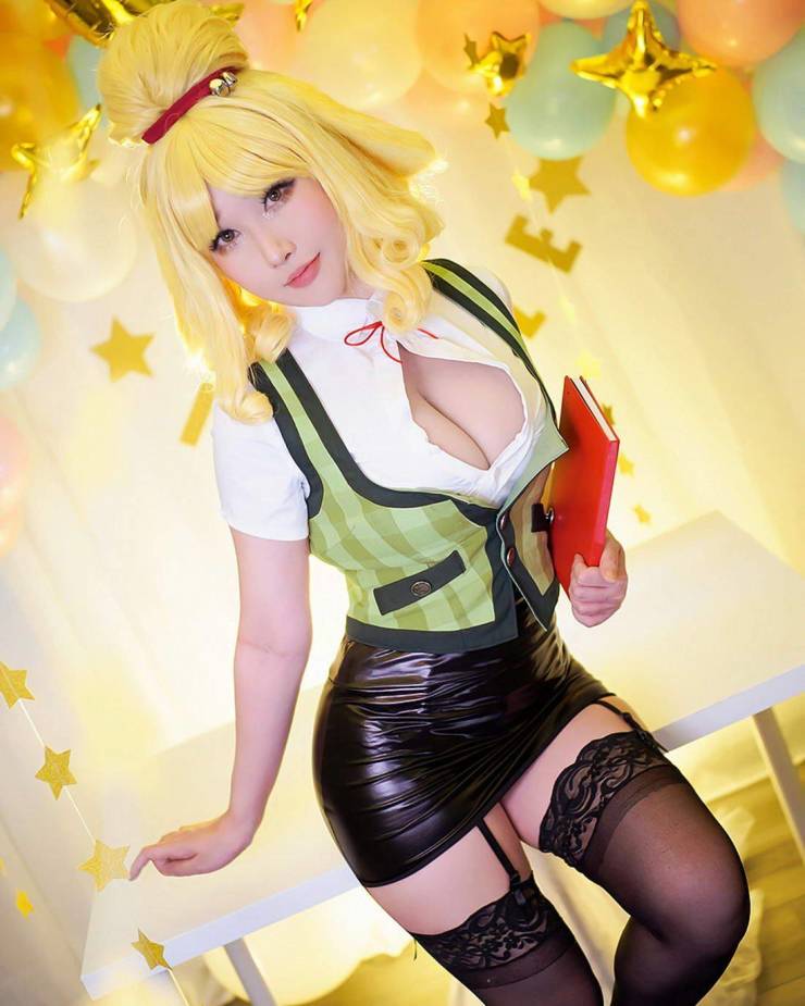 The Sexy Cosplay Girls of Every Nerd’s Fantasy