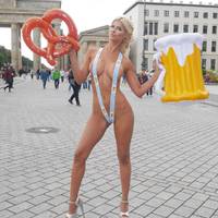 two geniuses video.html - 1 HD Video | Premium Gallery 2021