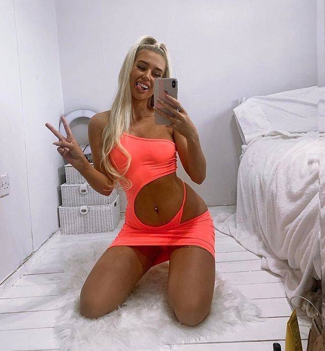 Oh My, Those Tight Dresses