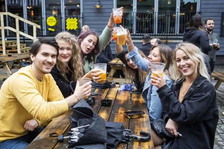 Drunk Weekend In Great Britain