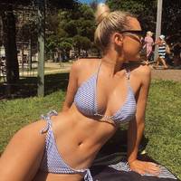 bikini girls take a pie in the face 25 gifs.html - 1 HD GIF | Premium Gallery 2014