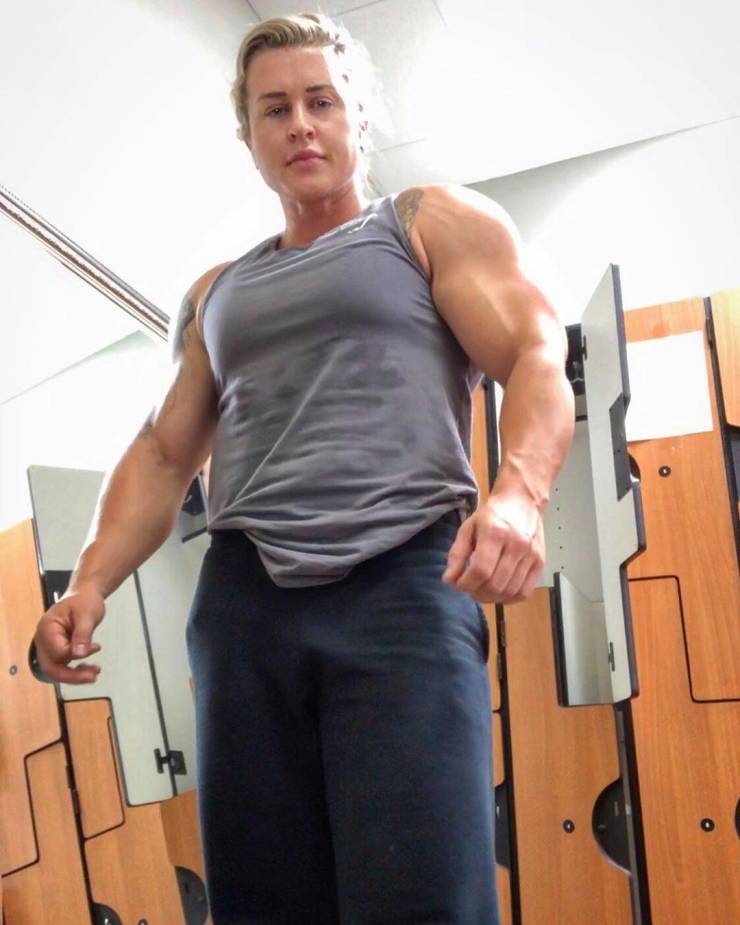 This Lady Is Kinda Jacked…