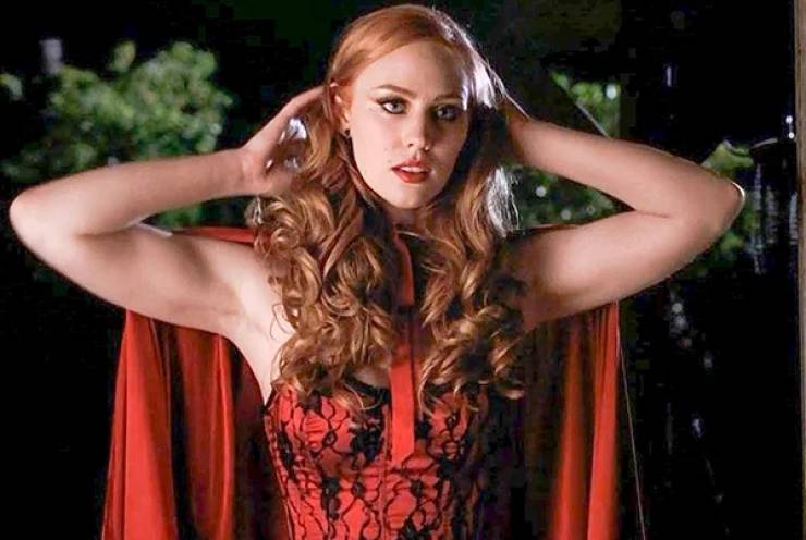 Gotta Know Your Sexy Redhead Actresses