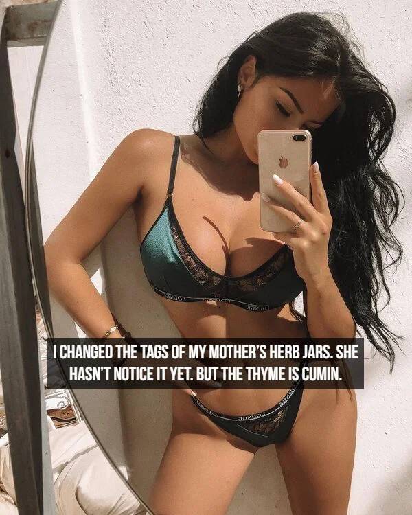 These Girls Are Pretty (And) Funny!