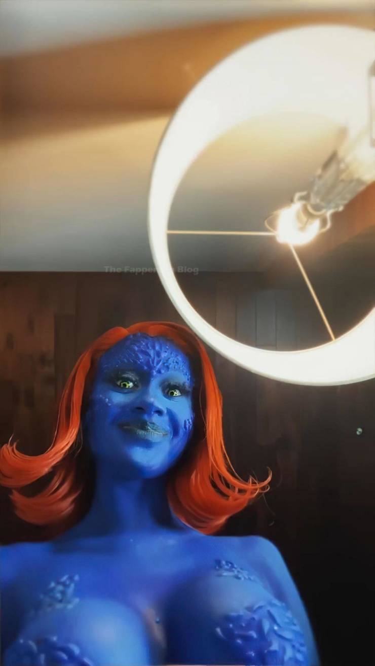 That’s A Great Mystique Cosplay!