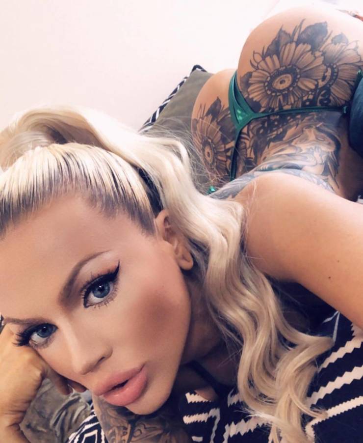 Sweet, Sweet Butts Over Backs