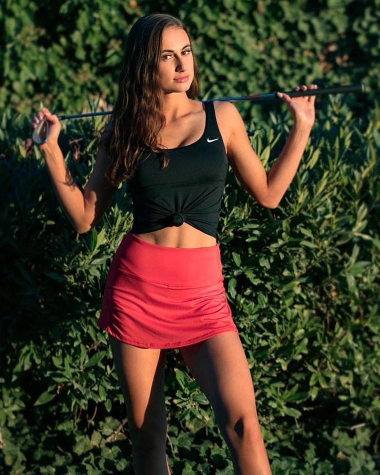 It’s Sexy Golfing Time!