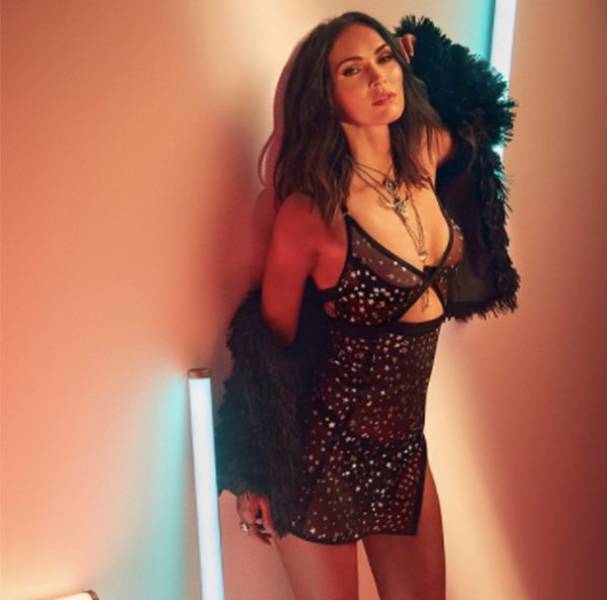 Sexiest Celebrity Photos Of 2020!