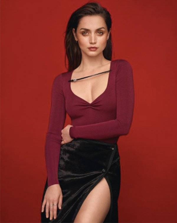 Sexiest Celebrity Photos Of 2020!