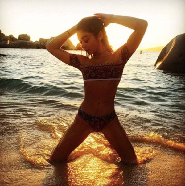 Sexiest Celebrity Photos Of 2020!