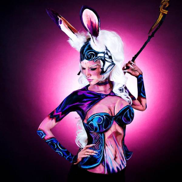 Kay Pike Knows Everything About Cool Body Painting!