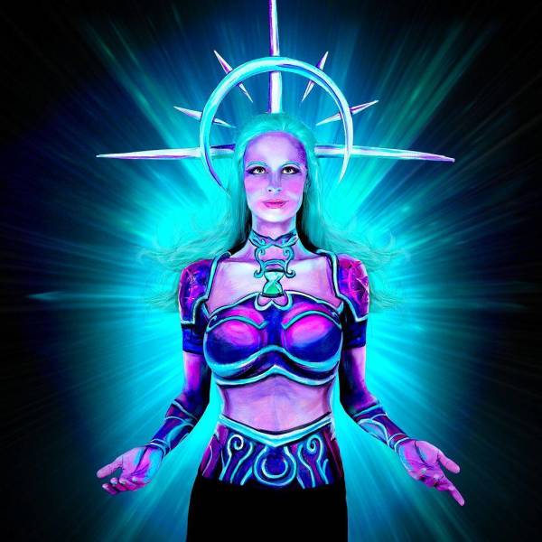 Kay Pike Knows Everything About Cool Body Painting!