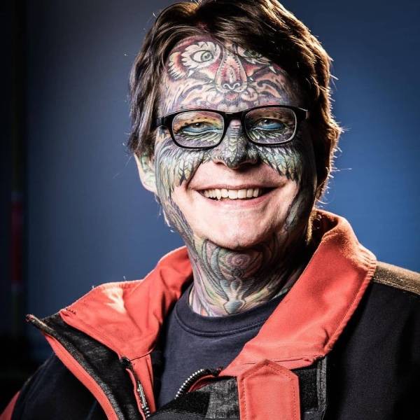 Freaks! Freaks Everywhere!