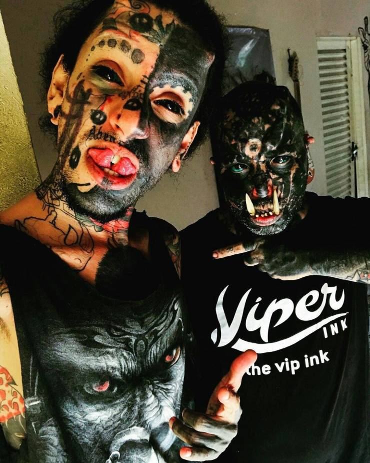 Freaks! Freaks Everywhere!