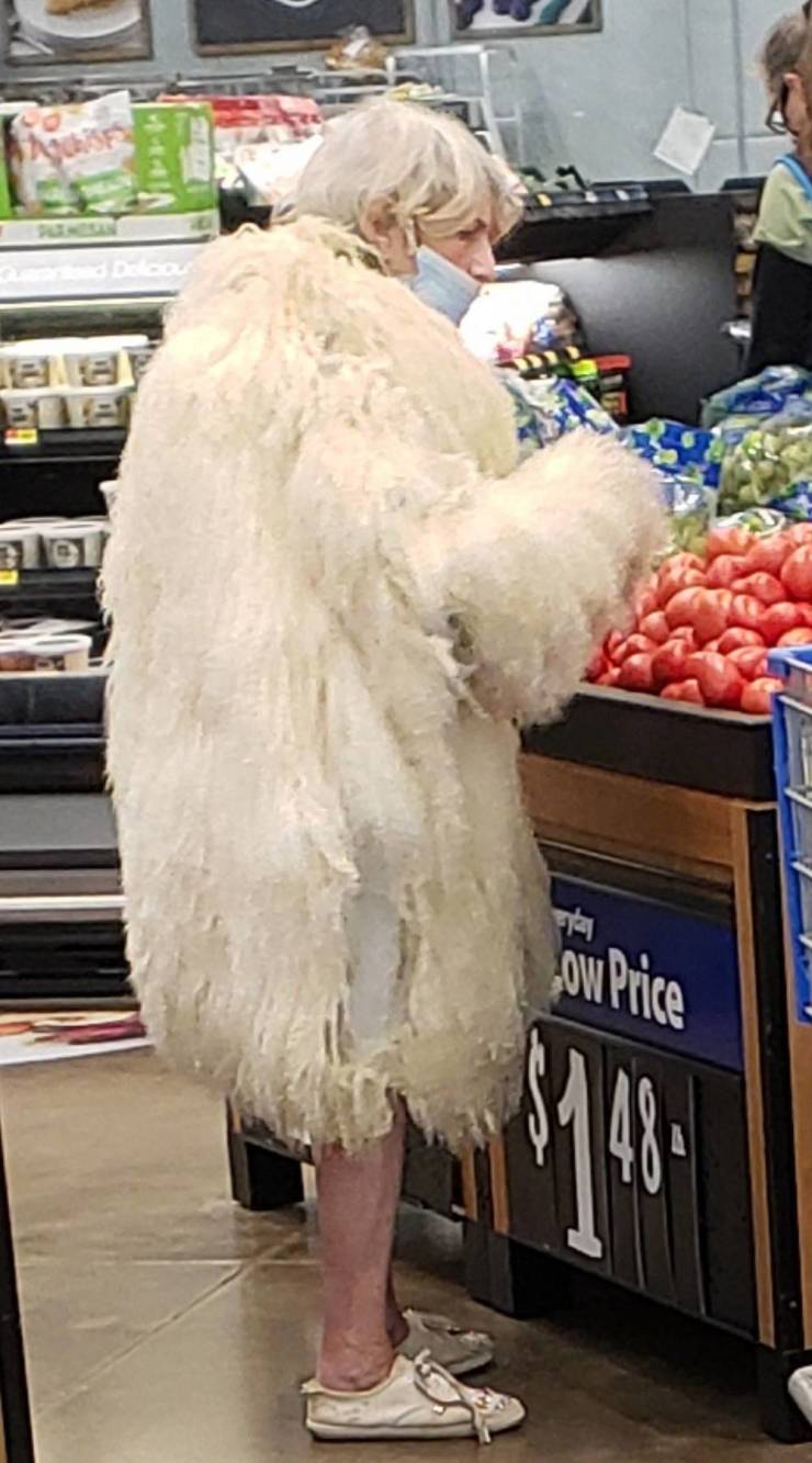 walmart visitors are very special 72 pics 2.html - 72 HD Photos | Premium Gallery 2021