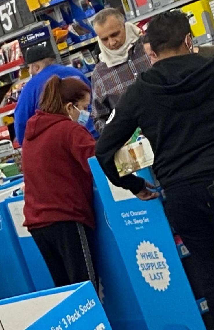 walmart visitors are very special 72 pics 2.html - 72 HD Photos | Premium Gallery 2021