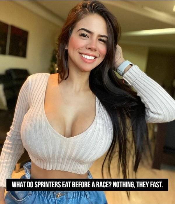 These Funny Girls Will Cheer You Up!