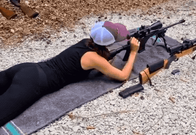 girls and their big guns 30 gifs 6.html - 1 HD GIF | Premium Gallery 2021