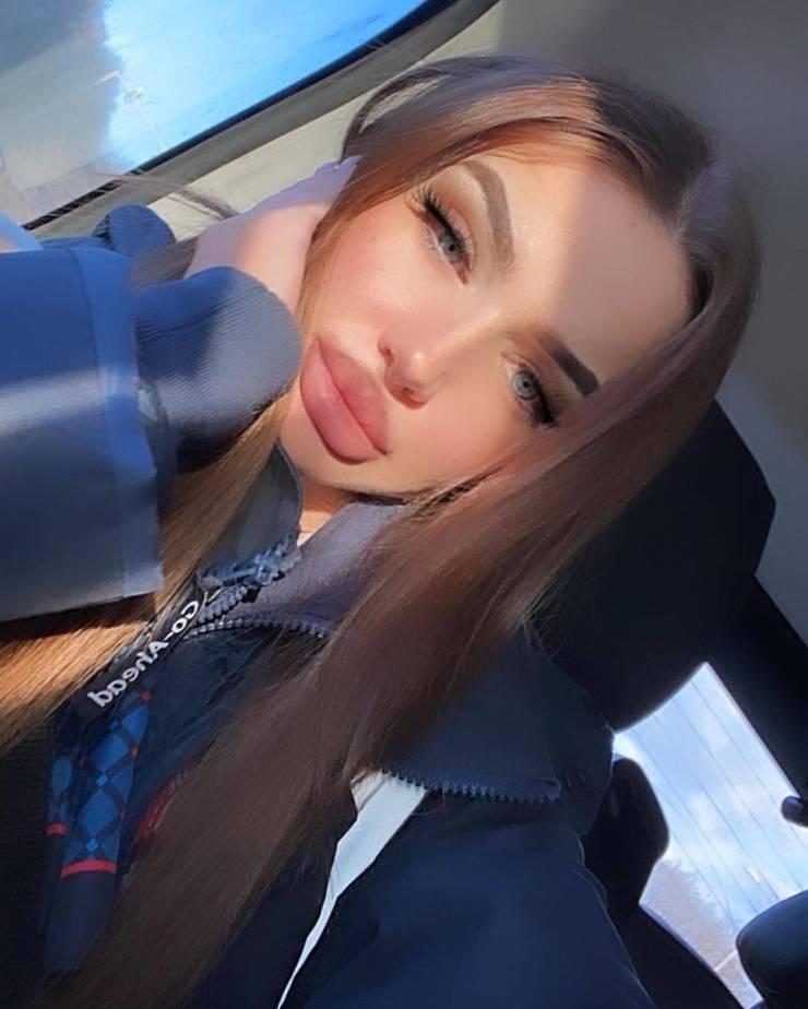 “Too Pretty For This Job”