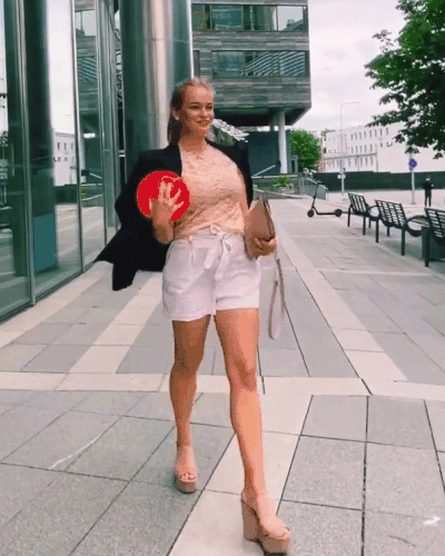 girls love having fun 32 gifs 2.html - 1 HD GIF | Premium Gallery 2021