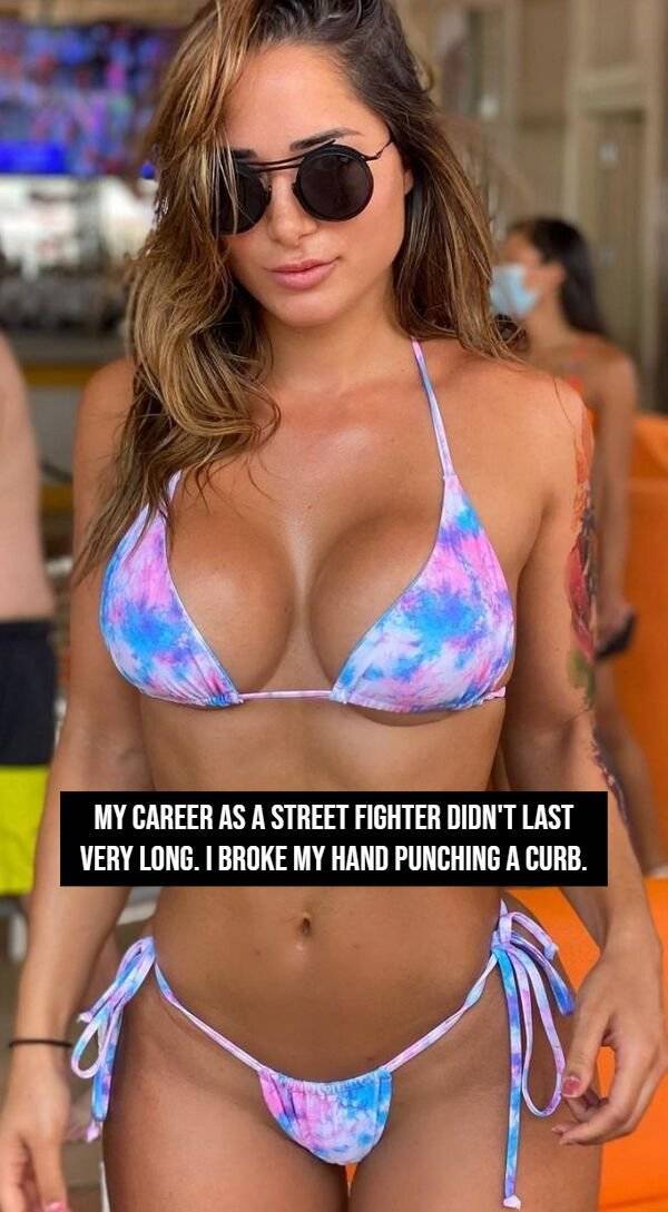 Hey, These Girls Are Funny!