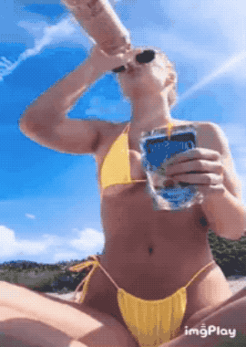 hot girls are here for you 30 gifs 8.html - 1 HD GIF | Premium Gallery 2021