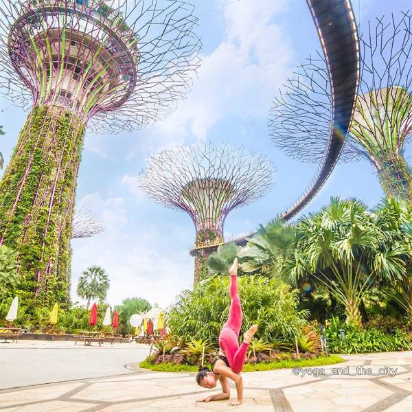 “Yoga And The City” By Alexey Wind