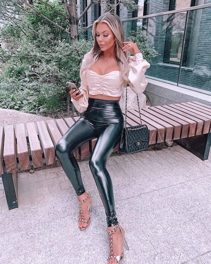 A Kinky Dose Of Latex And Leather!