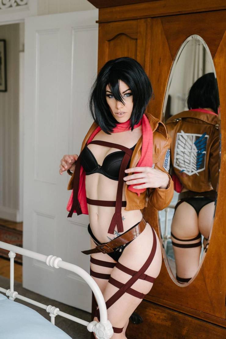 How About Some Sexy Cosplay Girls?