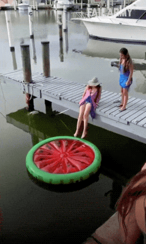 drunk girl fails 16 gifs 8.html - 1 HD GIF | Premium Gallery 2021