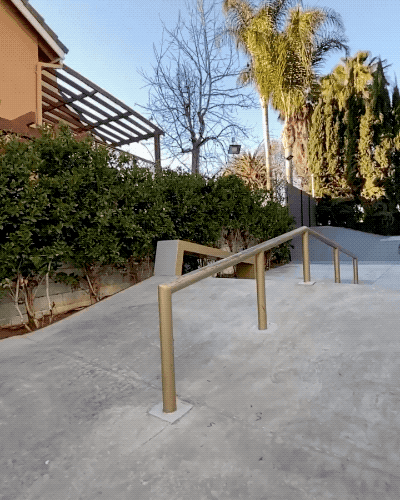 Leticia Bufoni Makes Skating Real Interesting!