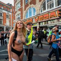 camila morrones beach weekend with leonardo dicaprio 14 pics.html - 14 HD Photos | Premium Gallery 2022