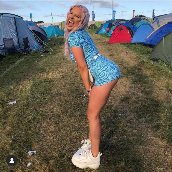 Here Are Some Music Festival Girls!