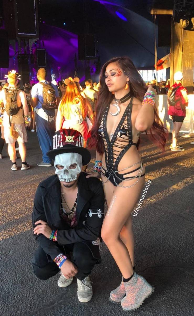 Here Are Some Music Festival Girls!