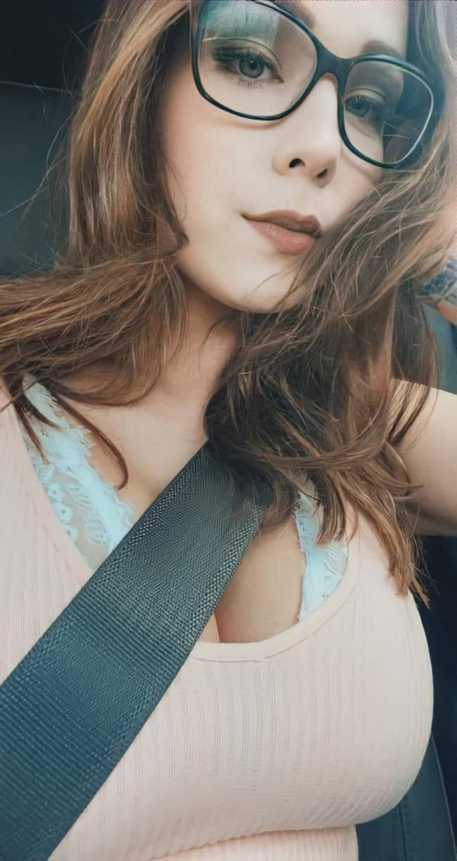 Strap Boobs!