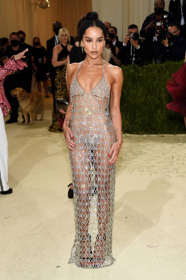 Zoe Kravitz In A Revealing Outfit