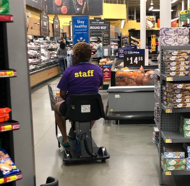 “Walmart” And Its Crazy Customers