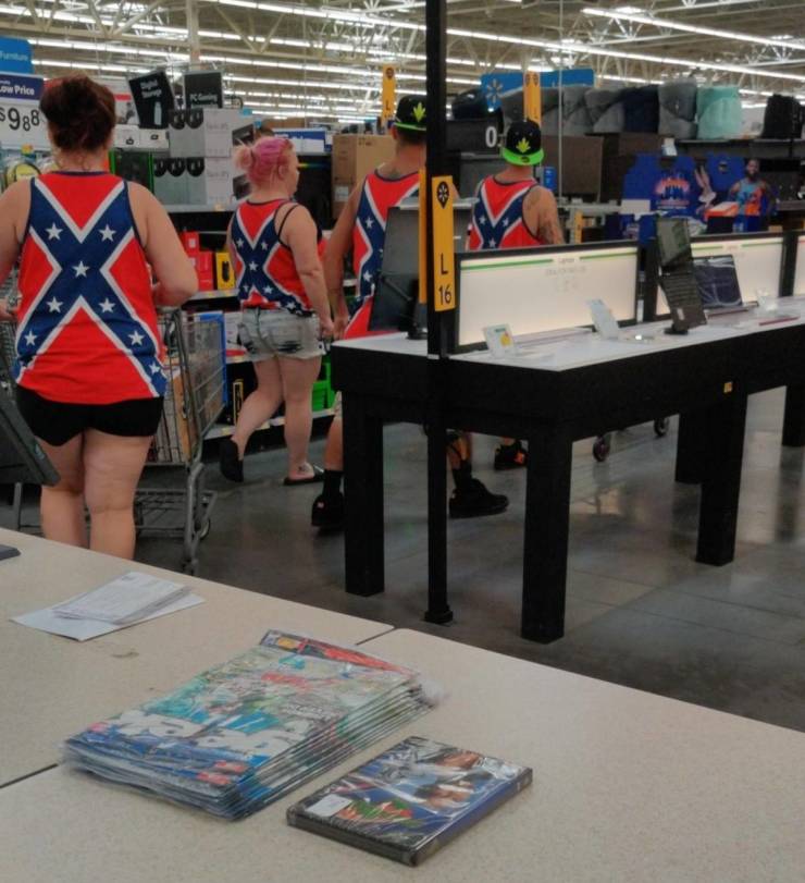 “Walmart” And Its Crazy Customers