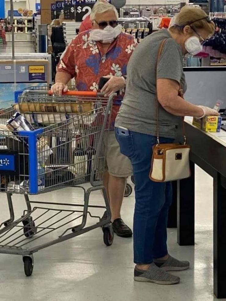 “Walmart” And Its Crazy Customers