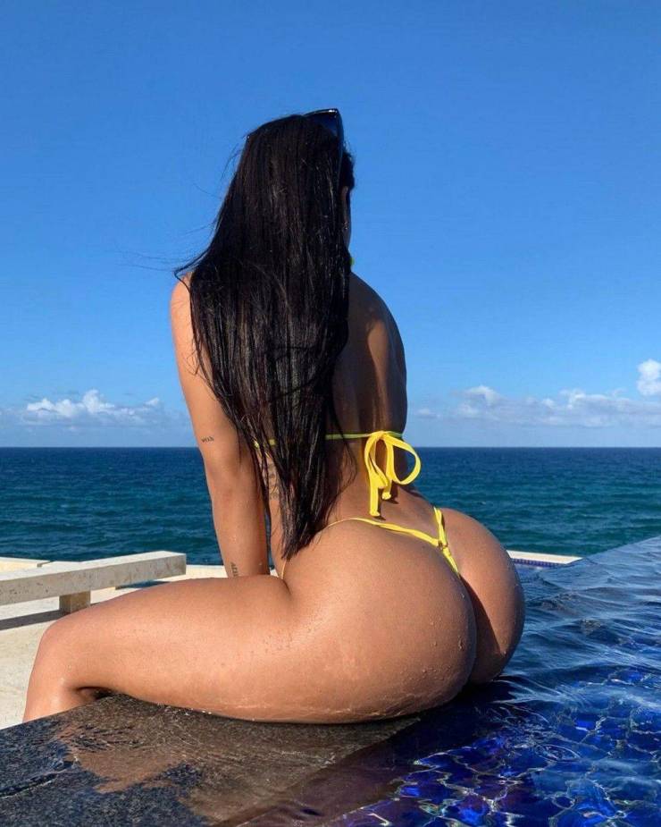 A Booty-full Collection Of Girls