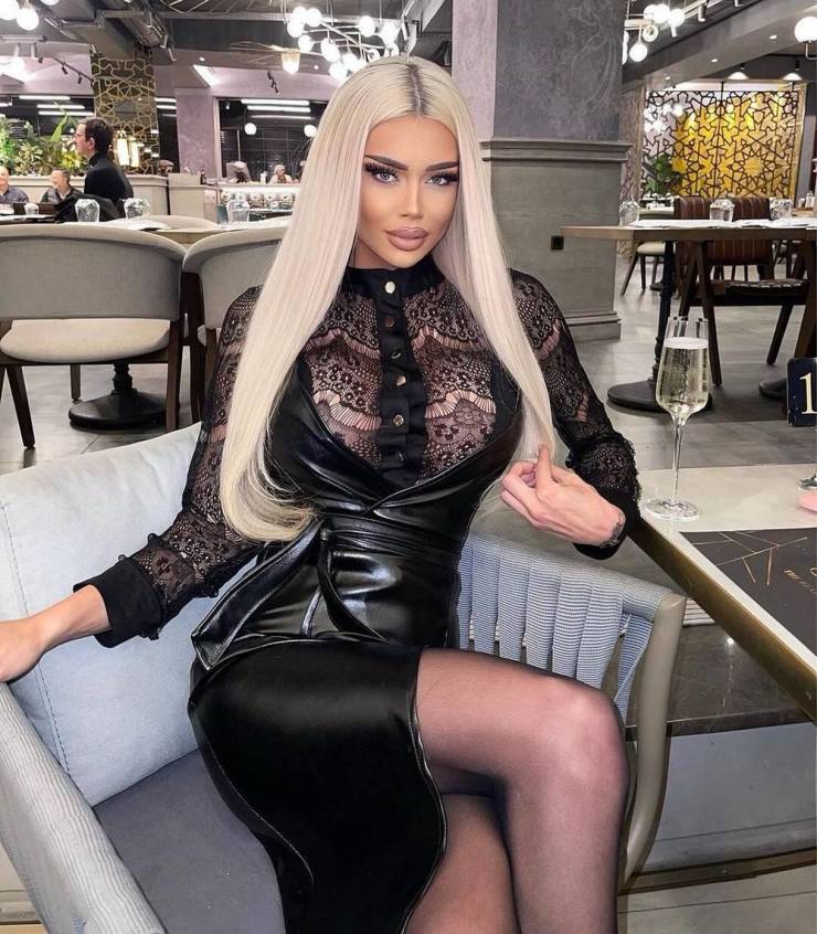 Hot Girls In Latex And Leather