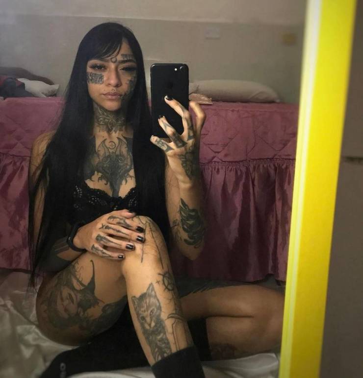 Freaks Who Keep Destroying Their Own Bodies