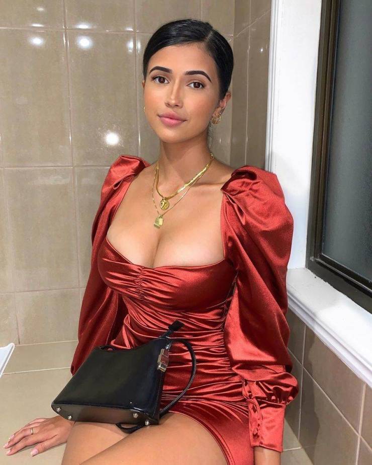 Oh My, Those Tight Dresses