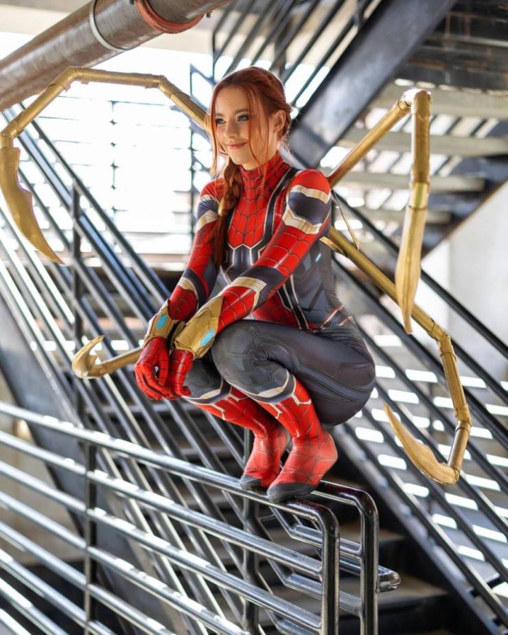 These Are Some Hot Spider-Girls!