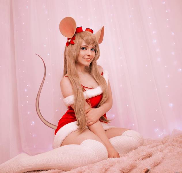 Both Festive AND Sexy!