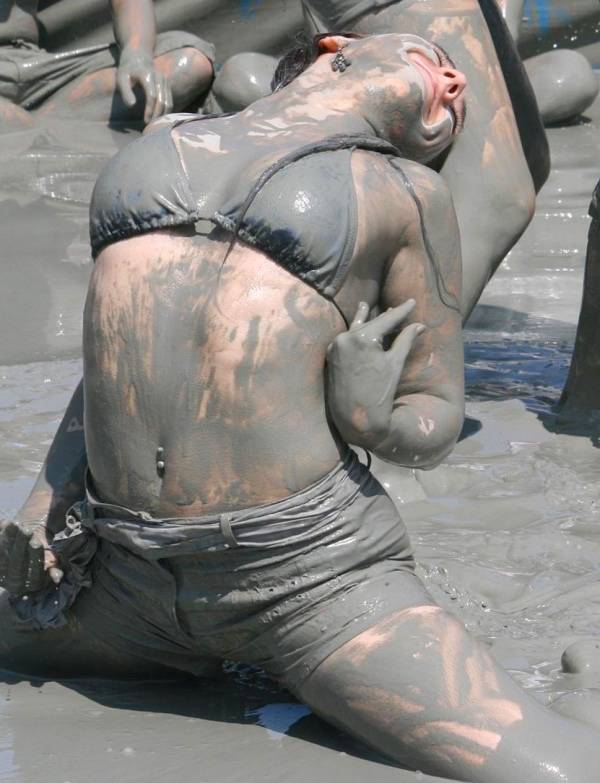 These Girls Are Very Dirty! Literally!