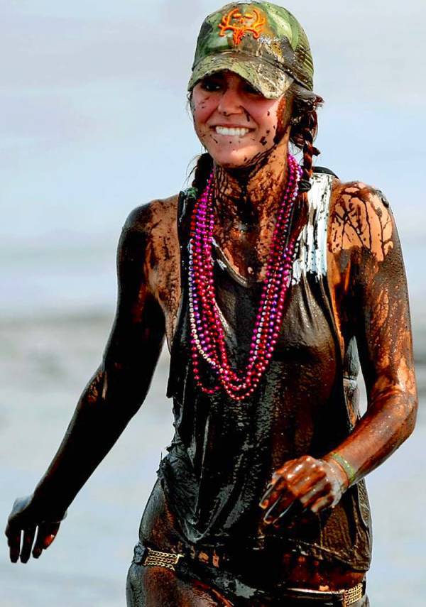 These Girls Are Very Dirty! Literally!