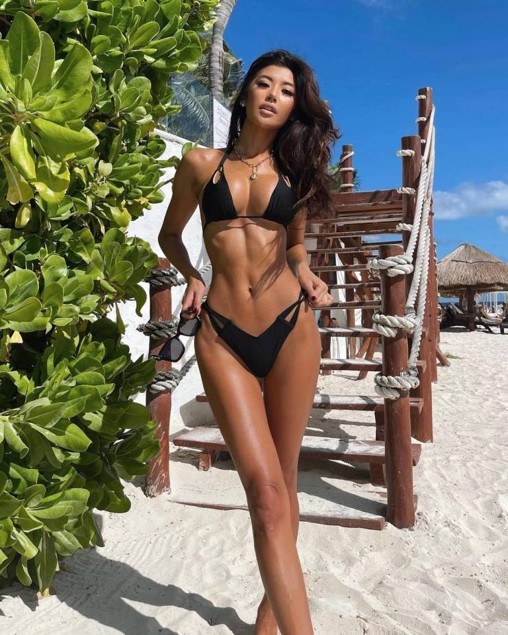 Asian Girls Are Spicy Hot!