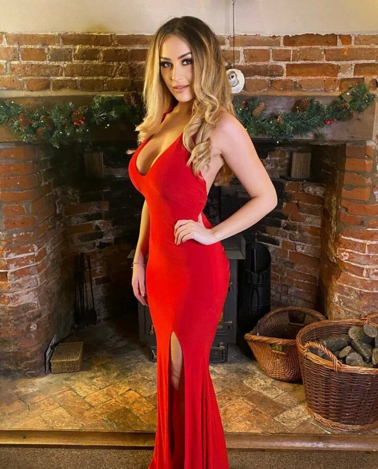 Those Dresses Are Ultra-Tight!