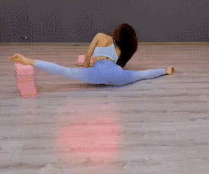 hot girls are here for you 42 gifs 4.html - 1 HD GIF | Premium Gallery 2022